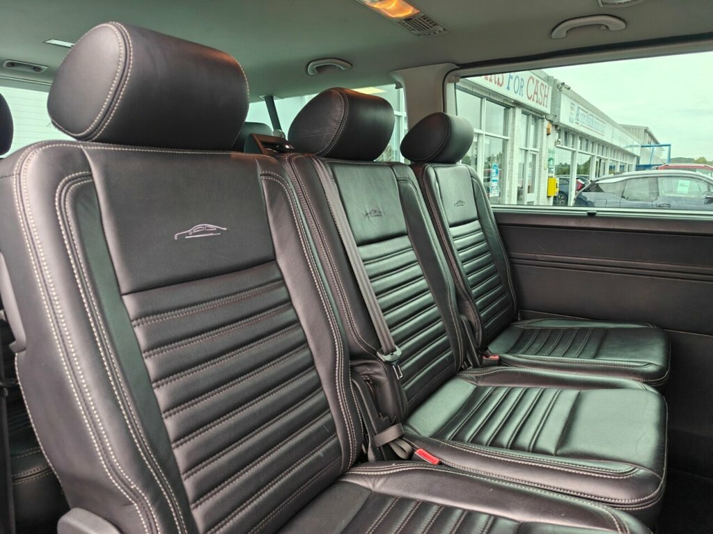 Volkswagen Transporter Shuttle 2.0 Tdi Bmt 84Ps S Minibus Grey #24