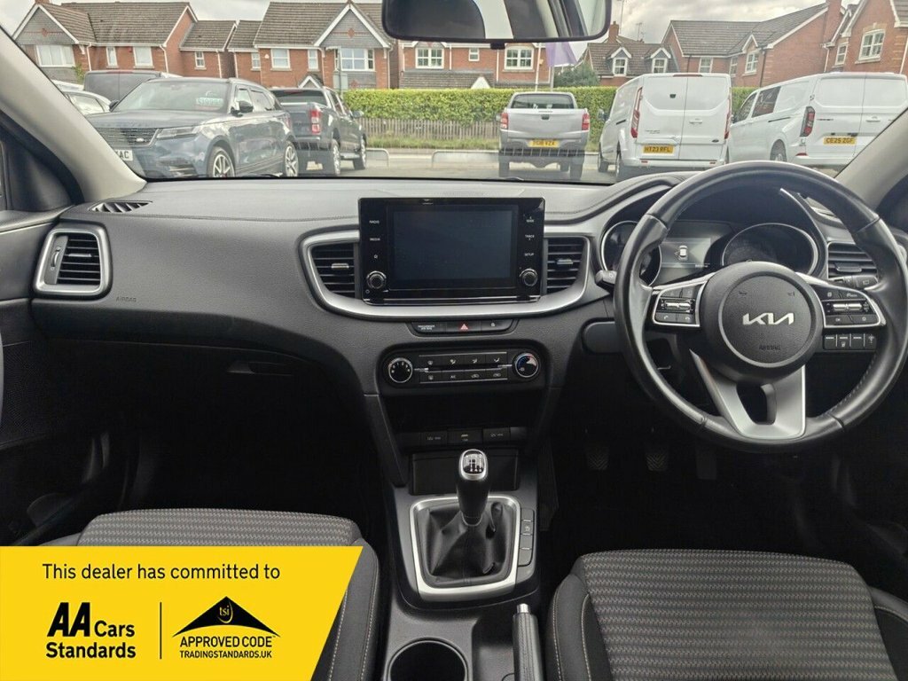Kia Xceed 1L 2 Red #2
