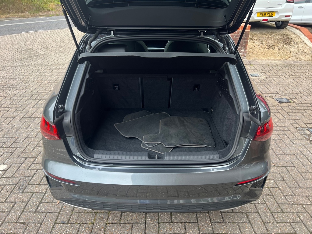 Audi A3 35 Tfsi S Line WM23CGX Grey #4