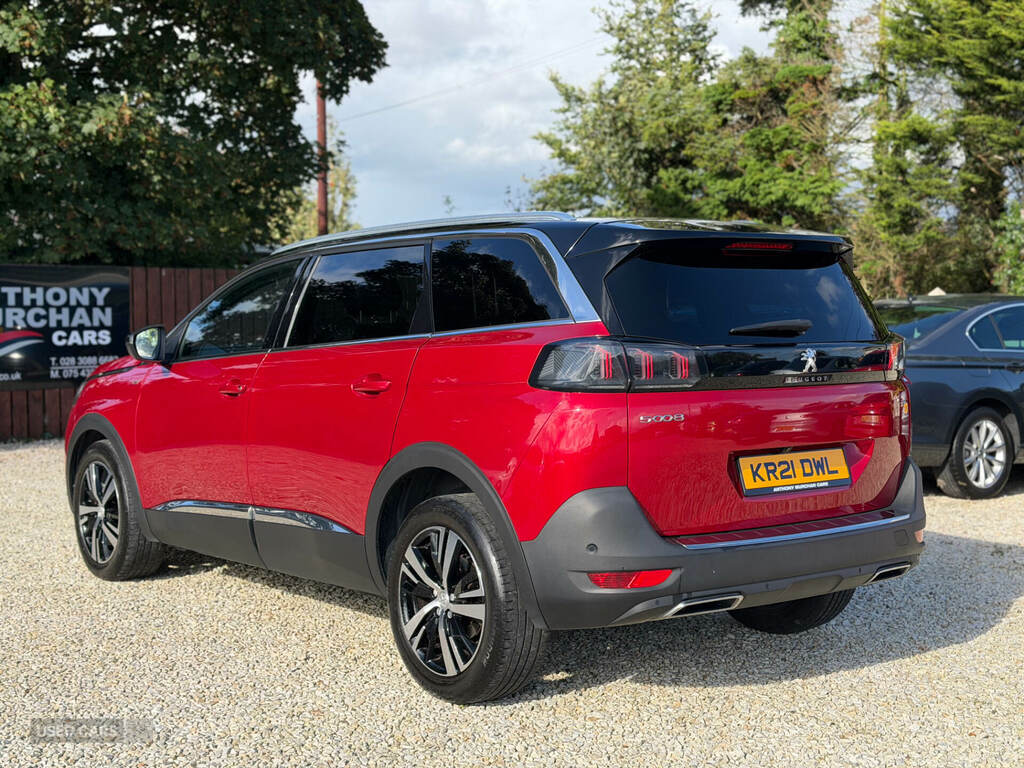 Peugeot 5008 1.5 Bluehdi Gt Eat8 Red #4