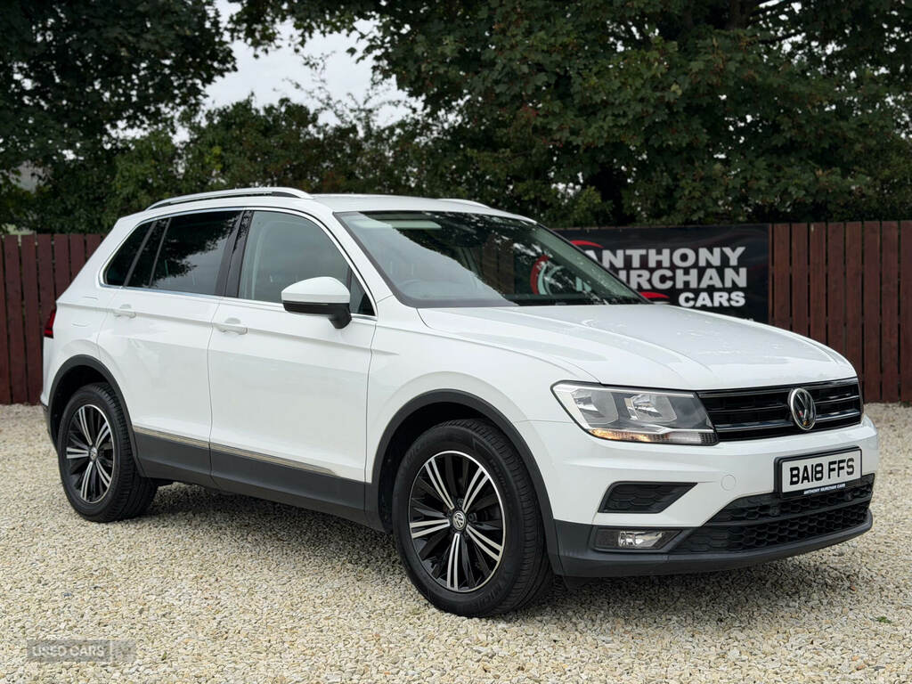Volkswagen Tiguan Se Navigation Grey #1
