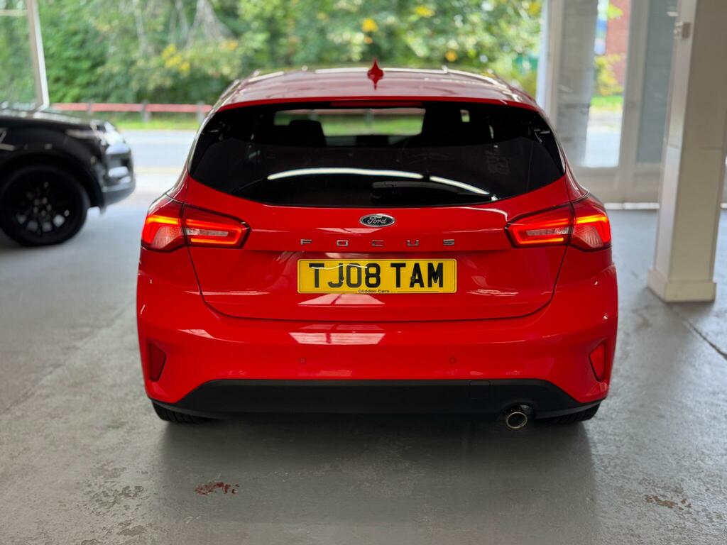 Ford Focus Titanium Red #6