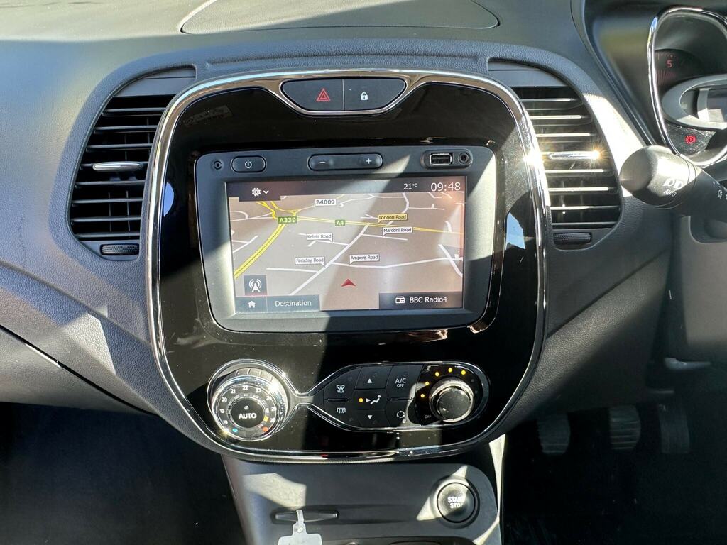 Renault Captur 0.9 Tce 90 Signature Nav Silver #21