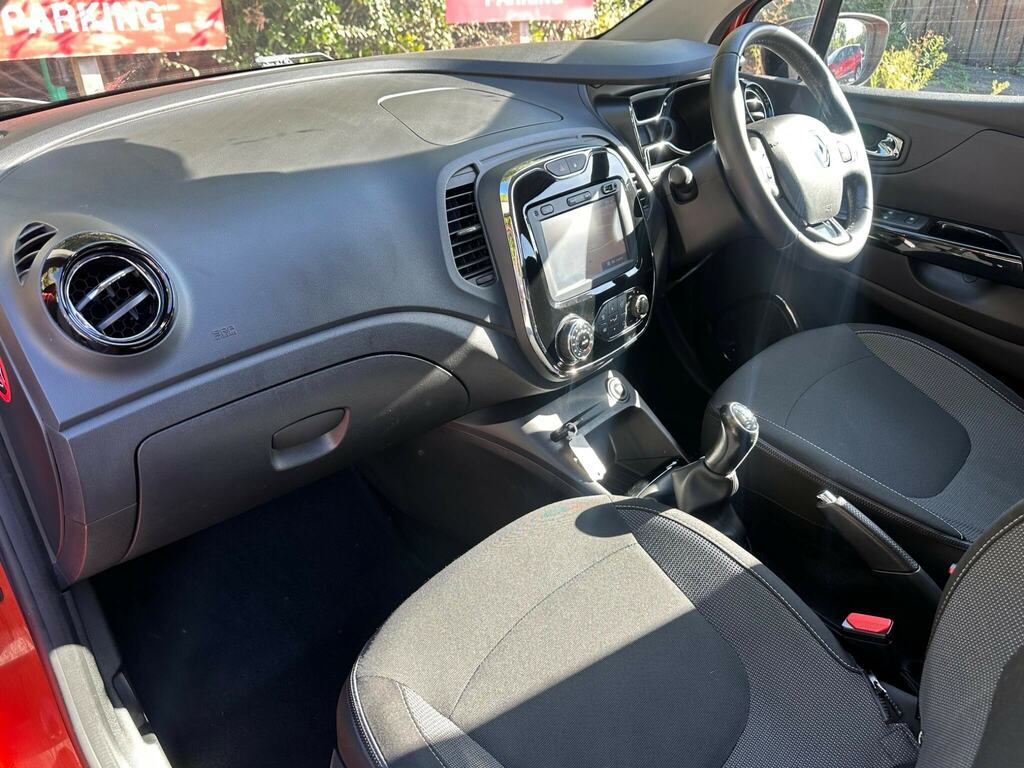 Renault Captur 0.9 Tce 90 Signature Nav Silver #19
