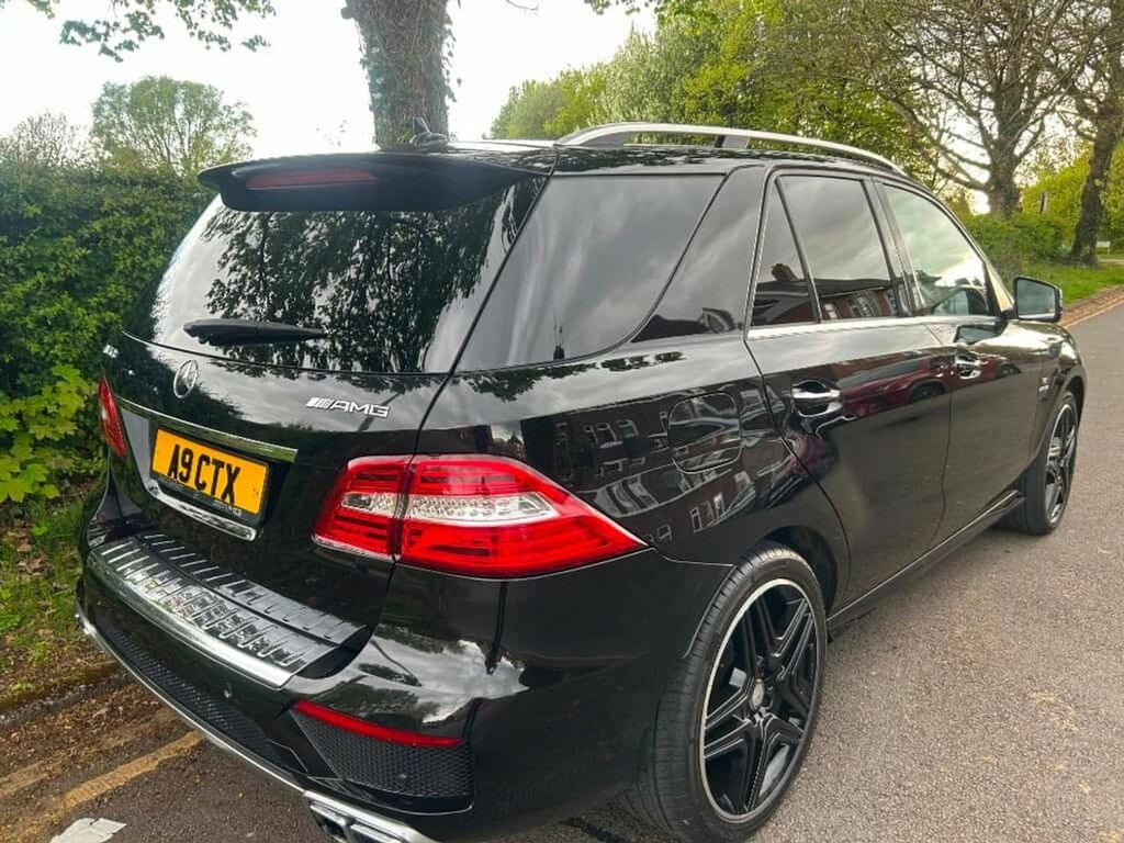 Mercedes-Benz M Class Ml63 Amg Black #4