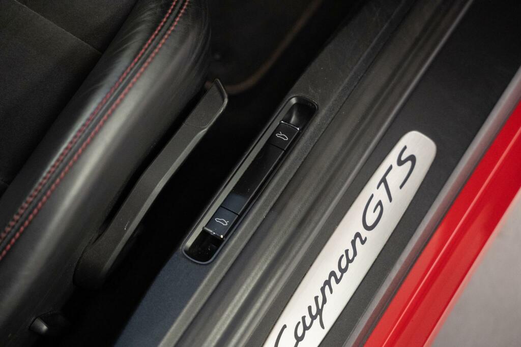 Porsche Cayman Semi-auto  #28