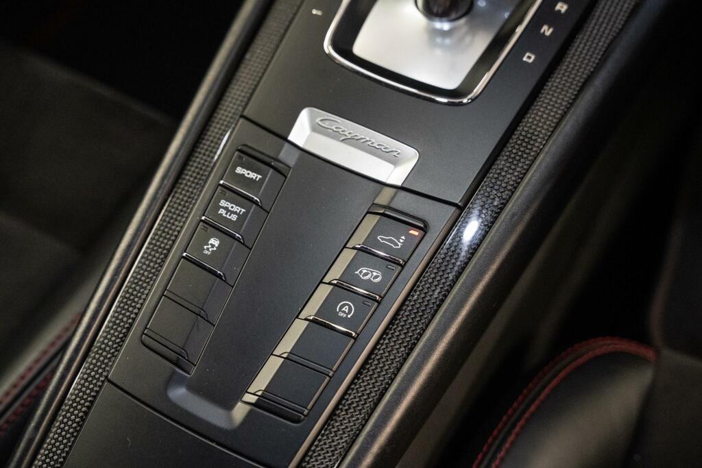 Porsche Cayman Semi-auto  #37