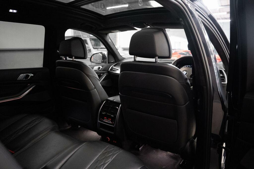 BMW X7 X7 M50d Grey #17