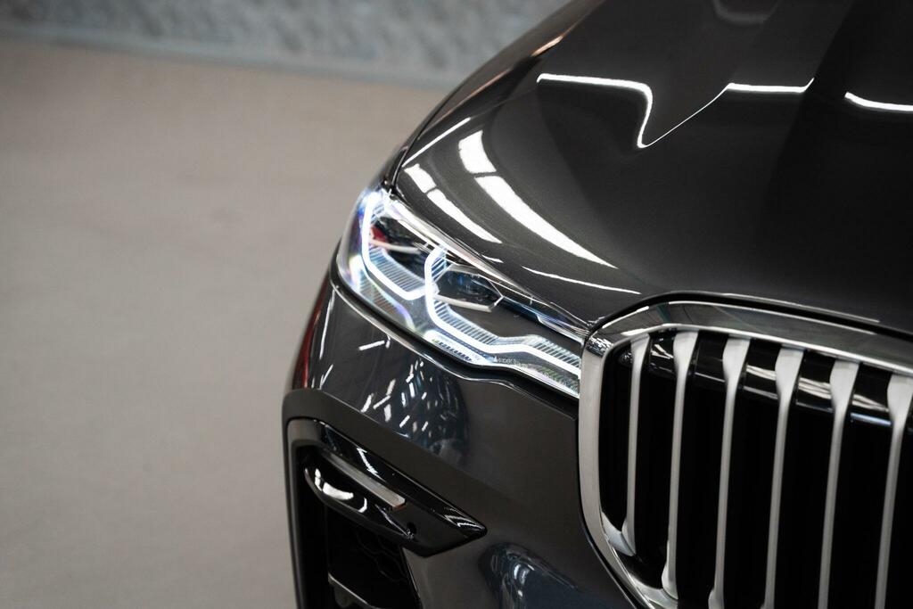 BMW X7 X7 M50d Grey #49