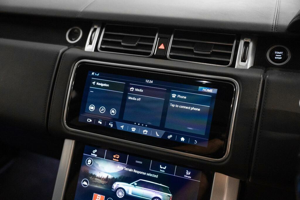 Land Rover Range Rover R-dynamic S White #29