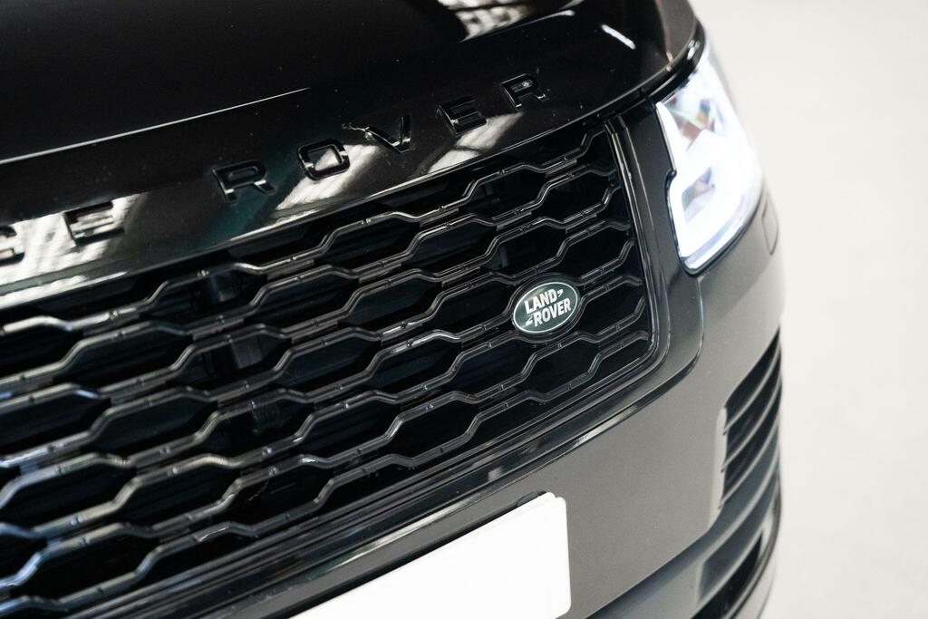 Land Rover Range Rover R-dynamic S White #10