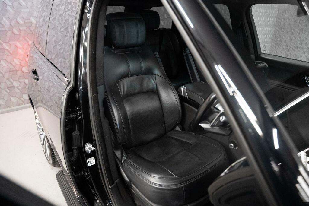 Land Rover Range Rover R-dynamic S White #16