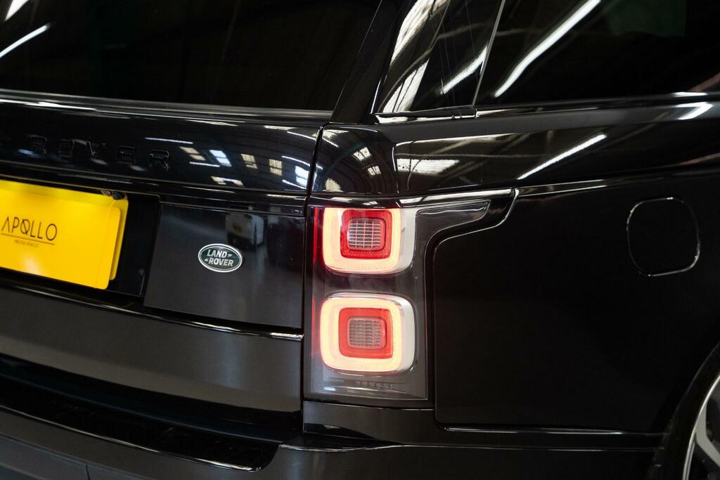 Land Rover Range Rover R-dynamic S White #45