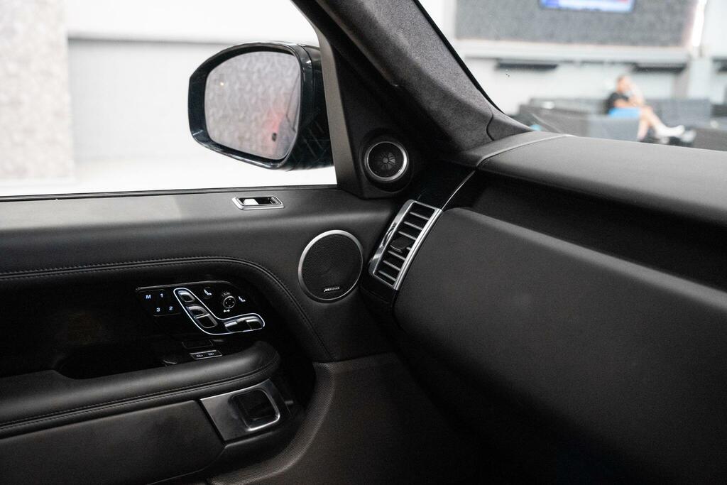 Land Rover Range Rover R-dynamic S White #32