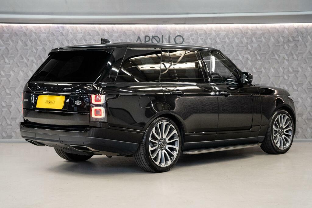 Land Rover Range Rover R-dynamic S White #42