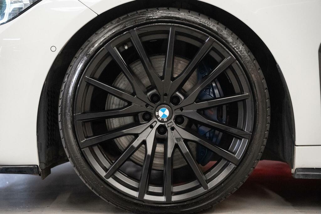 BMW 7 Series 3.0 730D Xdrive Black #9