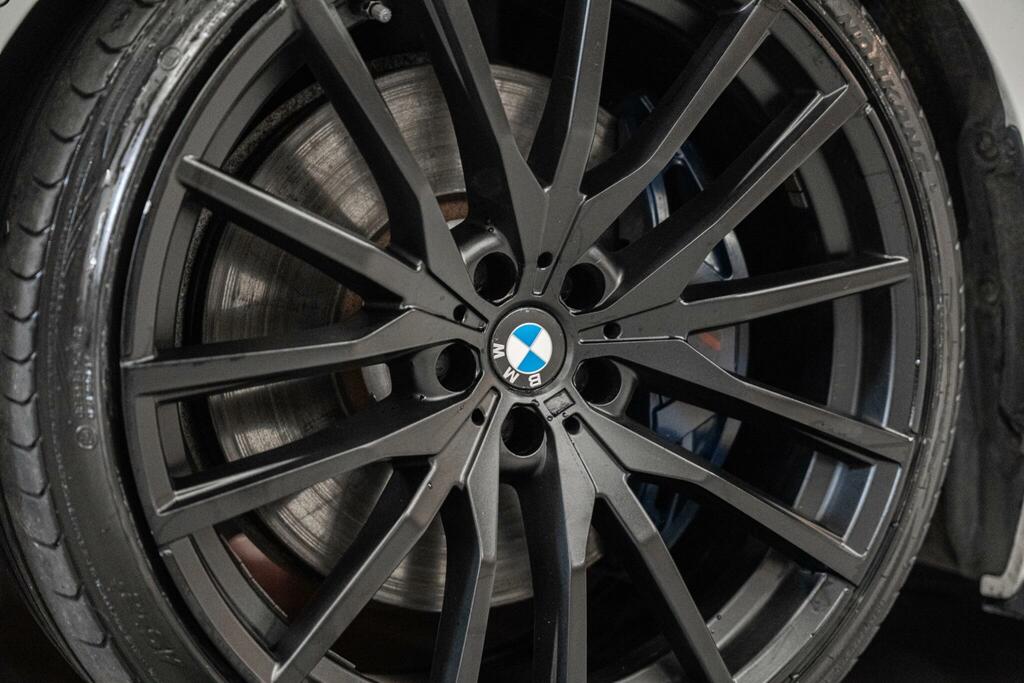 BMW 7 Series 3.0 730D Xdrive Black #10