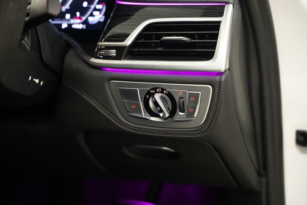 BMW 7 Series 3.0 730D Xdrive Black #30