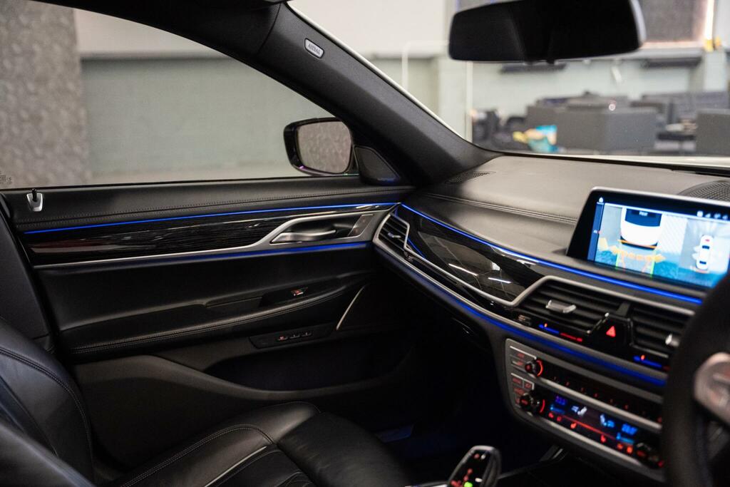 BMW 7 Series 3.0 730D Xdrive Black #19