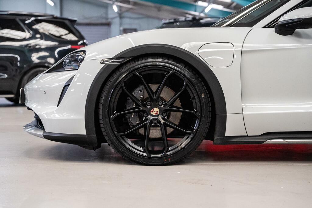 Porsche Taycan 4S Blue #10