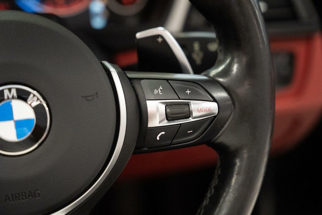 BMW 4 Series M Sport Black #32