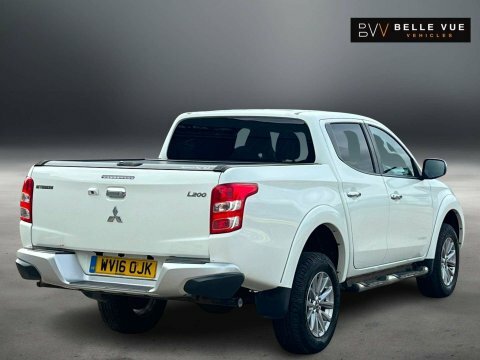 Mitsubishi L200 2.4 L200 Warrior WV16OJK White #3