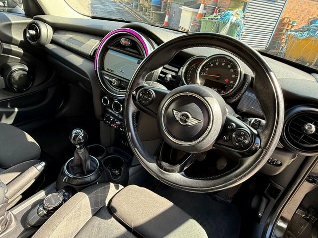Mini Hatch 1.5 Cooper D Hatchback Euro 6 SM15LUY Black #5