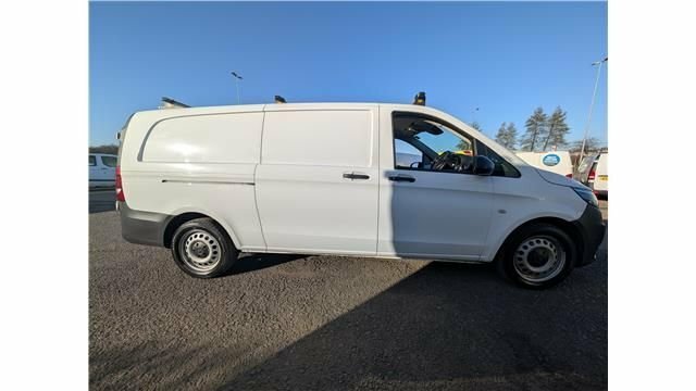 Mercedes-Benz Vito 2L Progressive White #6