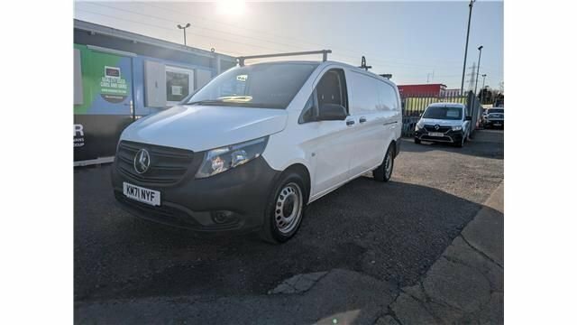 Mercedes-Benz Vito 2L Progressive White #3