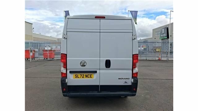 Vauxhall Movano 2.2L Dynamic White #5