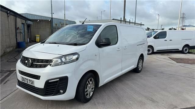 Vauxhall Vivaro 1.5L Sportive 6Dr White #3