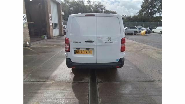 Peugeot Expert 1.5L Professional Premium 6Dr White #2