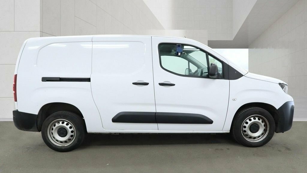 Peugeot Partner 1.5L Professional Premium 6Dr White #5