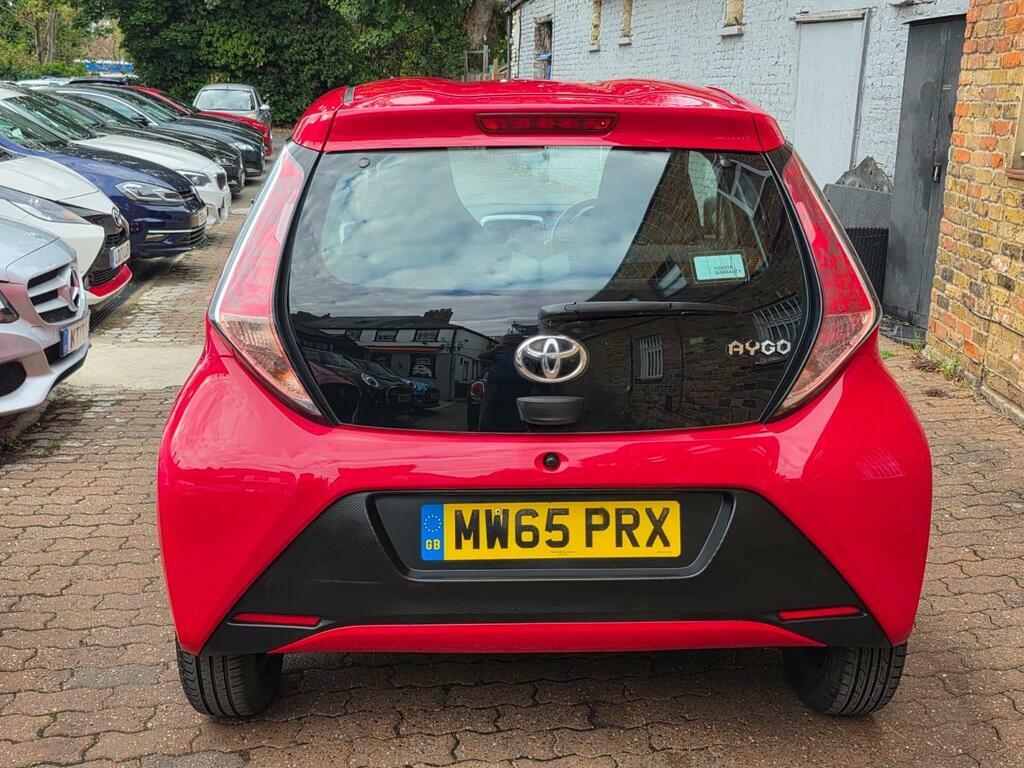 Toyota Aygo 1.0 Vvt-i X-play Euro 5 Red #5
