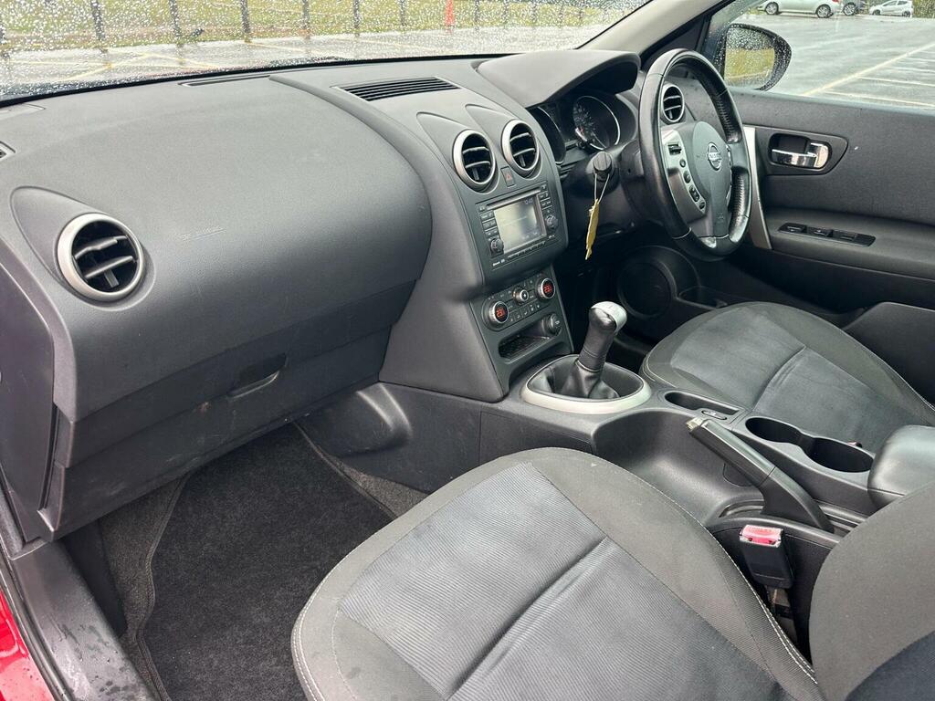 Nissan Qashqai Hatchback Grey #42