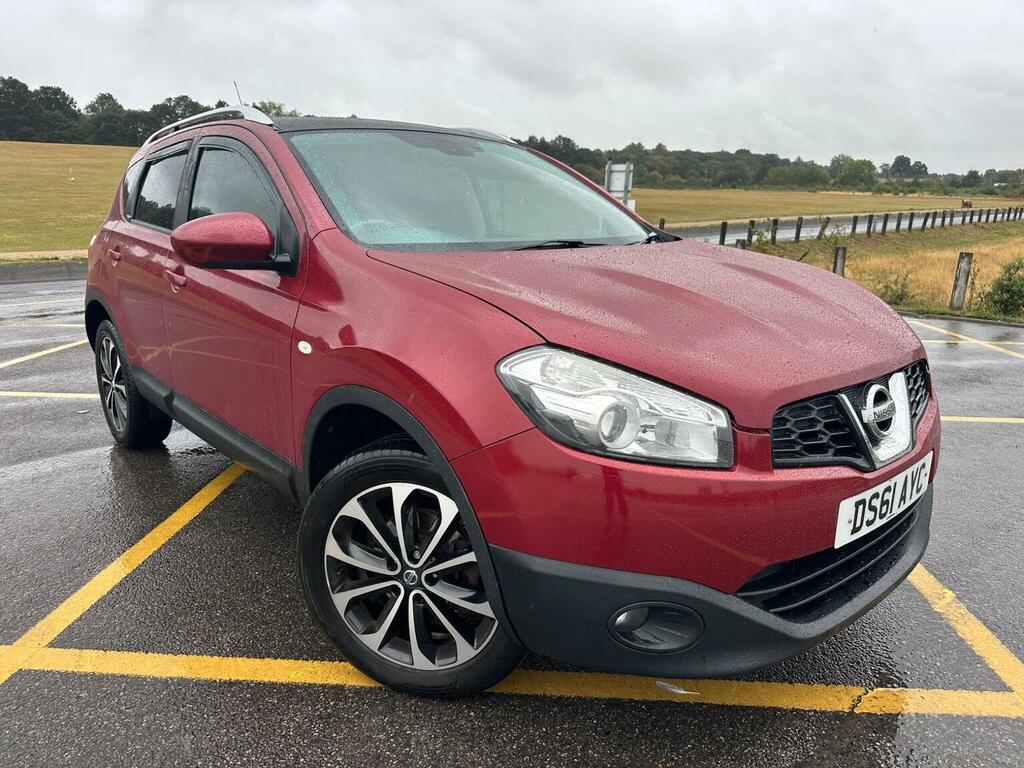 Nissan Qashqai Hatchback Grey #1