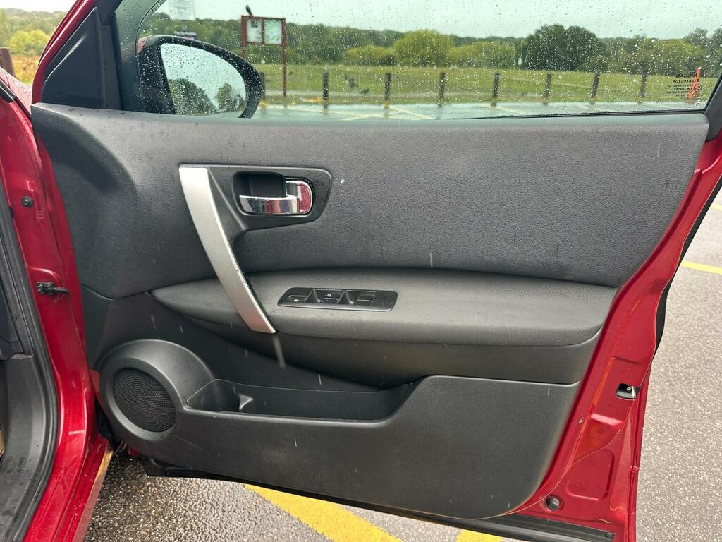 Nissan Qashqai Hatchback Grey #35