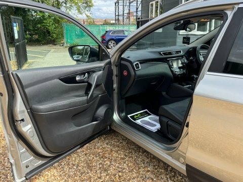 Nissan Qashqai 1.2 N-tec Plus Grey #27
