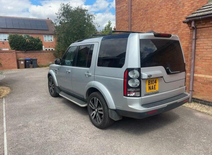 Land Rover Discovery 4 Hse Silver #2