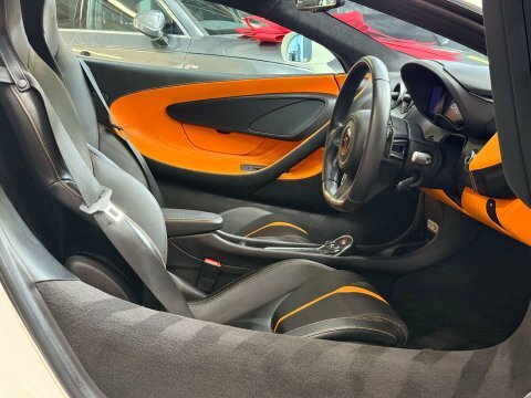 McLaren 570S  Black #77
