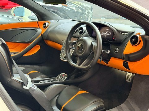 McLaren 570S  Black #35