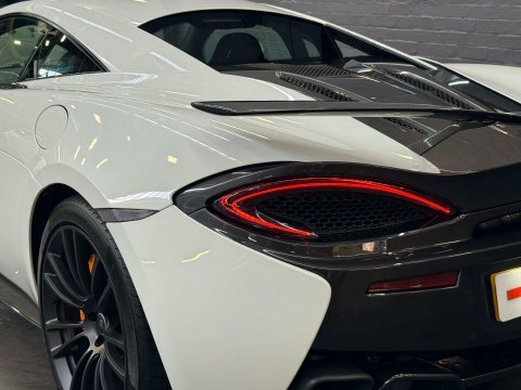 McLaren 570S  Black #67