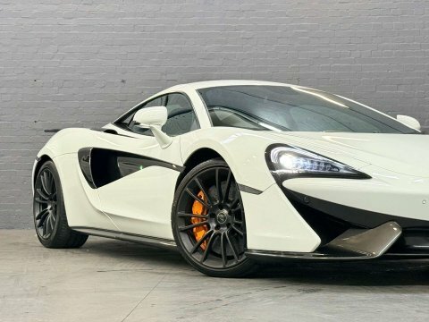 McLaren 570S  Black #7
