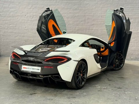 McLaren 570S  Black #27