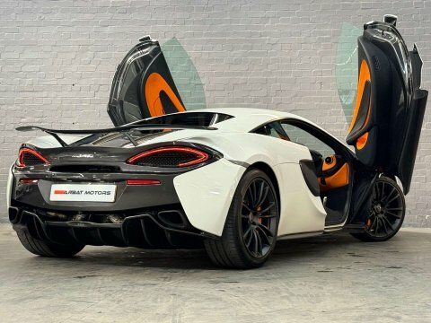 McLaren 570S  Black #28