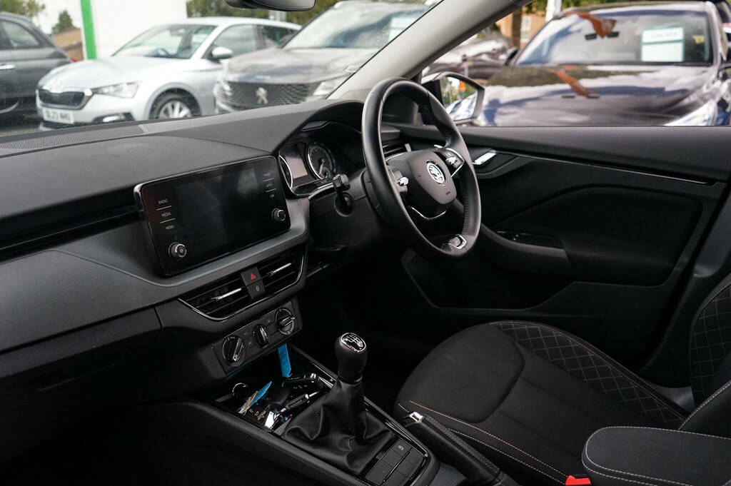 Skoda Scala 1.0 Tsi 110 Se Black #2