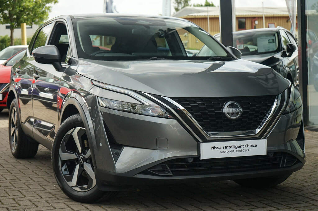 Nissan Qashqai 1.3 Dig-t Mh N-connecta Grey