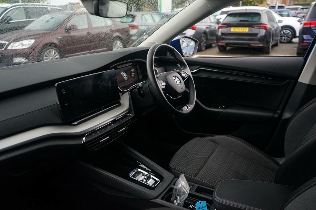 Skoda Octavia 1.4 Tsi Iv Se Technology Dsg YF73NVV Blue #2