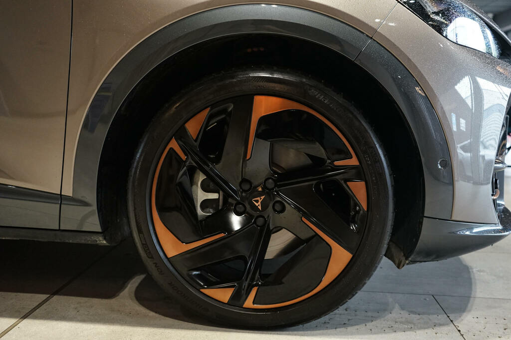 Cupra Tavascan 210Kw V2 77Kwh Beige #5