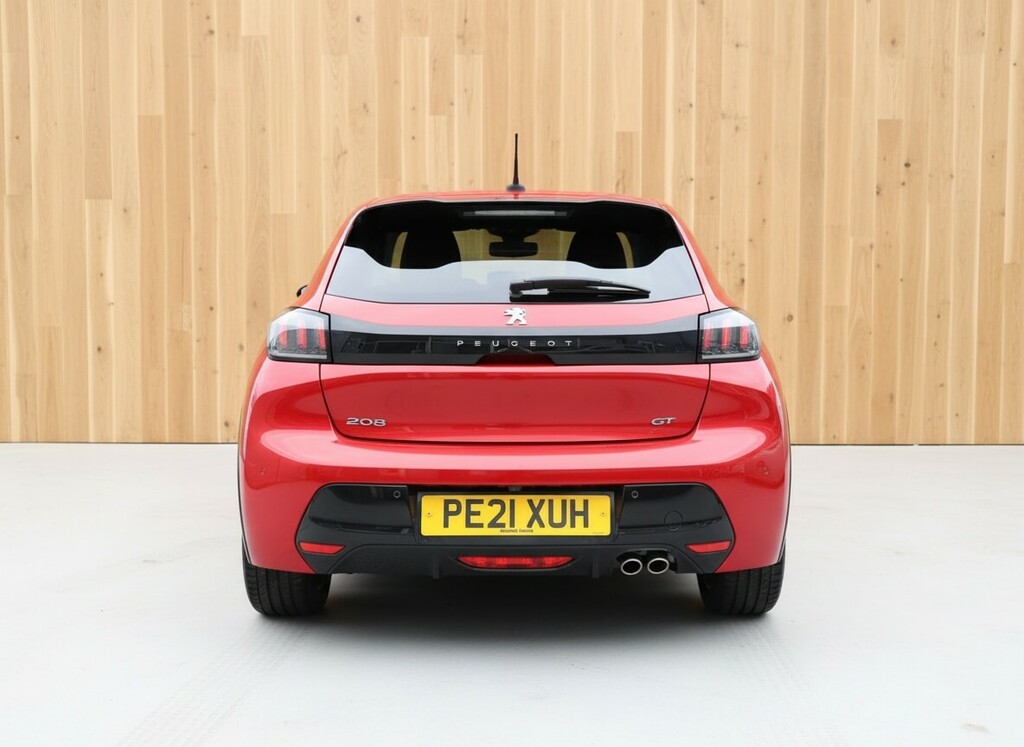 Peugeot 208 1.2 Puretech 130 Gt Eat8 Red #4
